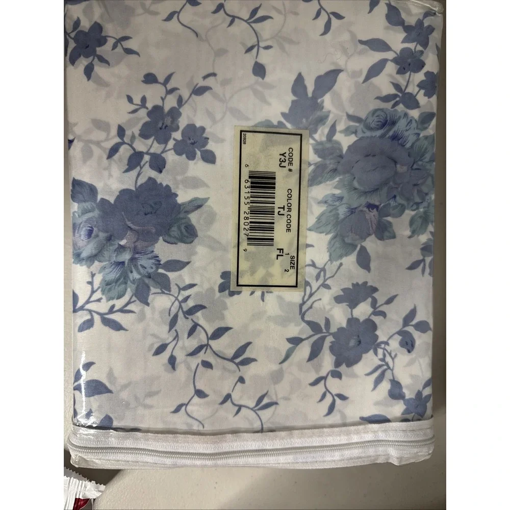Secret Garden Soft Touch Microfiber Sheet Set Full  Size Blue White Floral